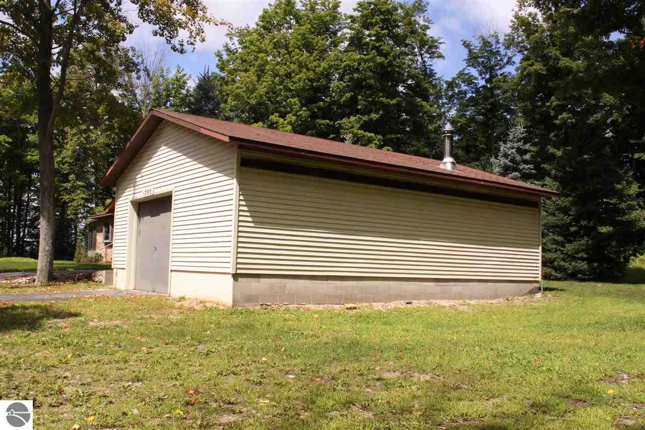 1293 West Sharon Road Fife Lake, MI 49633 - Photo 30 of 46 1740200-29.JPG