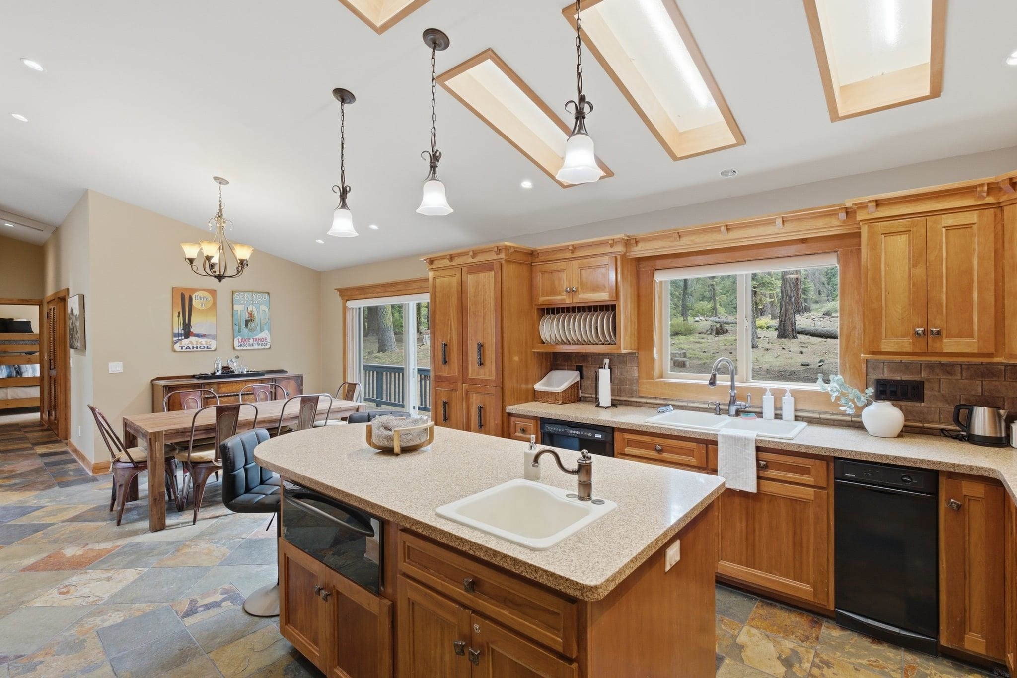 836 Holly Road Tahoe City, CA 96145 - Photo 9 of 23