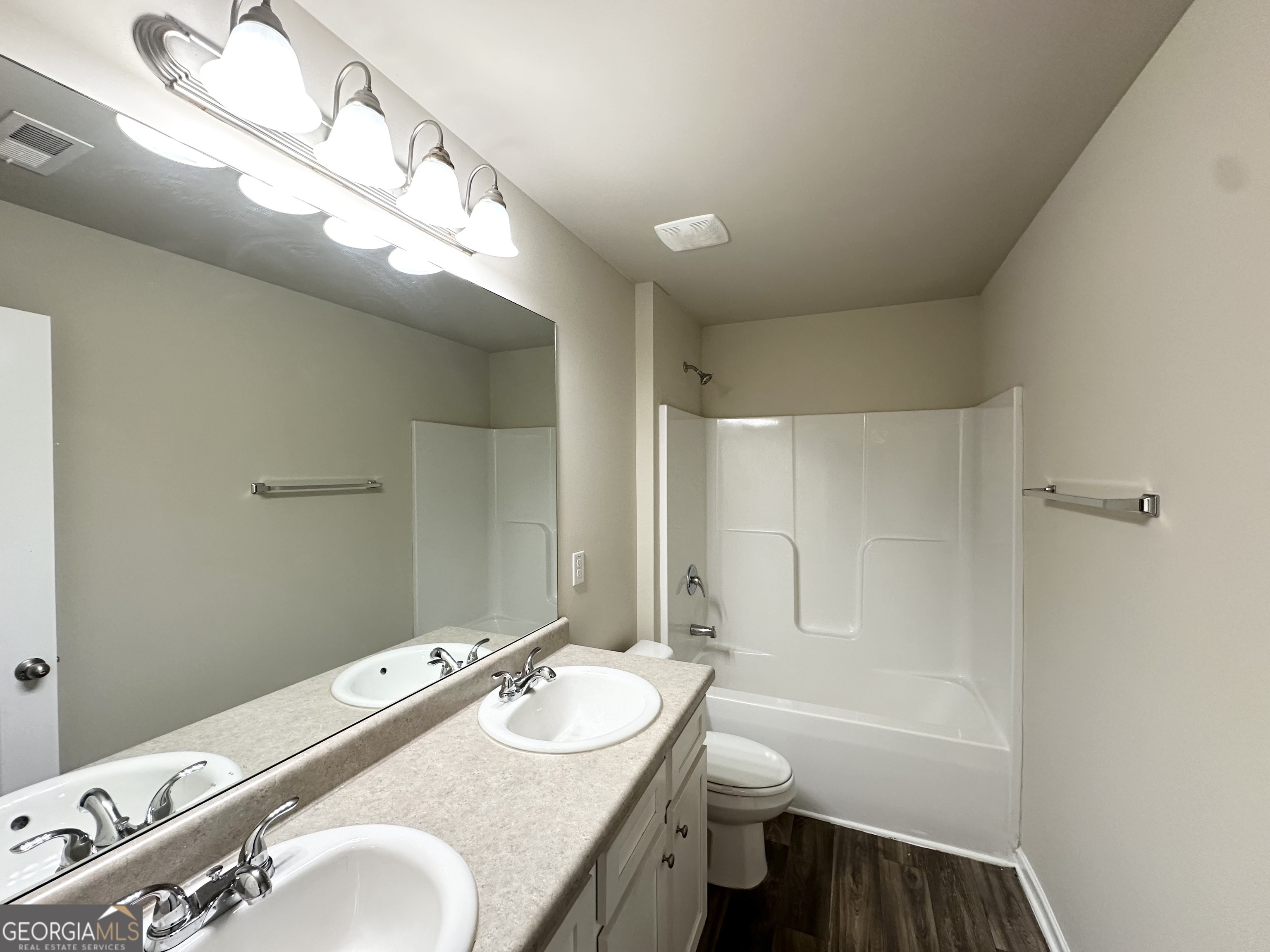124 Donegal Way Dallas, GA 30132 - Photo 9 of 12