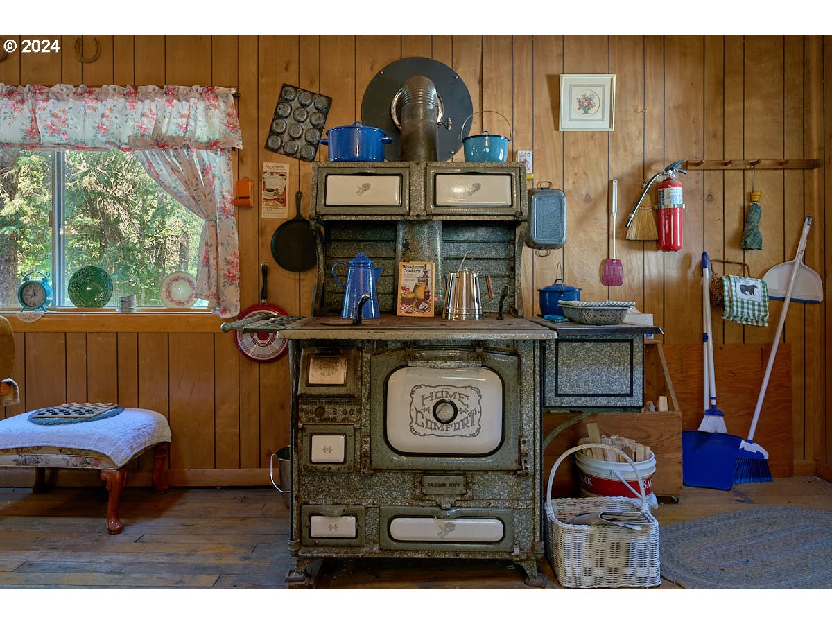 68020 Bear Creek Road Lostine, OR 97857 - Photo 5 of 27