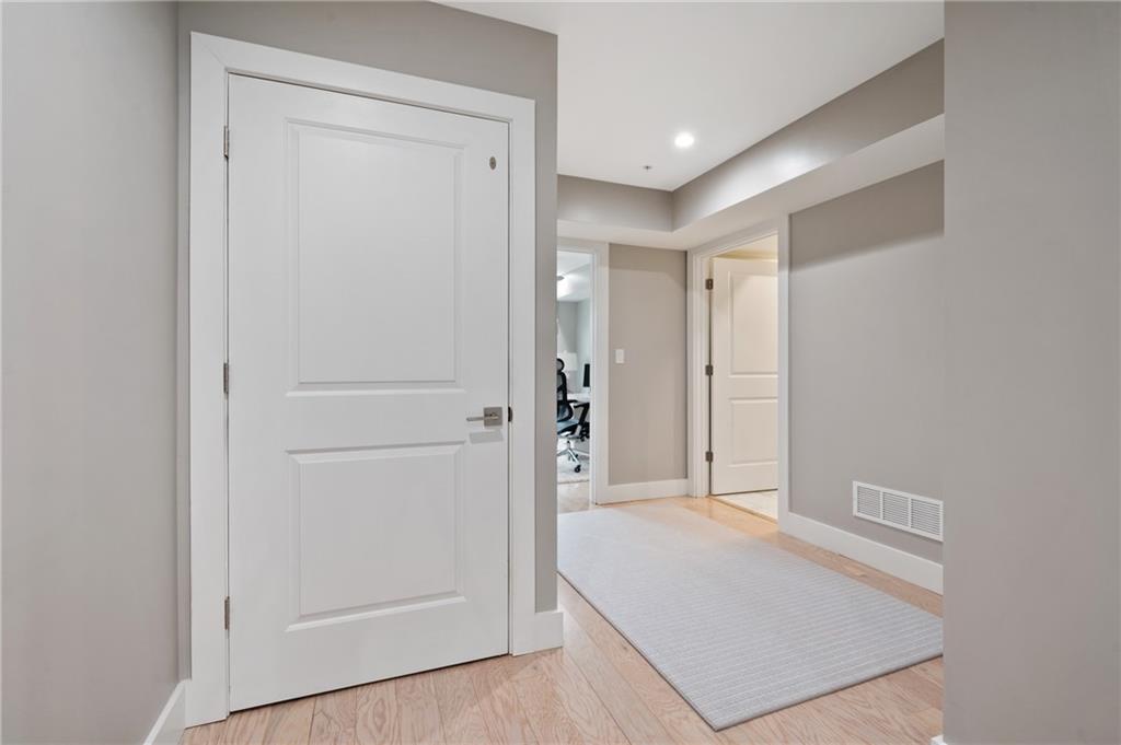 172 43rd Street Pittsburgh, PA 15201 - Photo 11 of 25 a view of a hallway with wooden floor