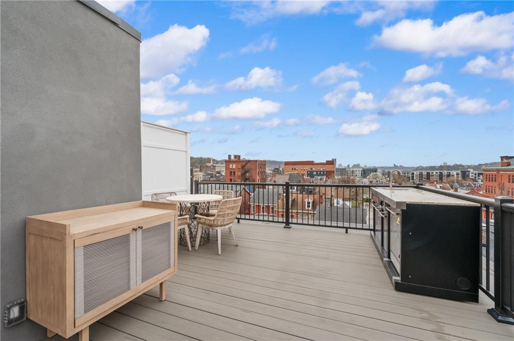 172 43rd Street Pittsburgh, PA 15201 - Photo 24 of 25 a view of a terrace with seating space