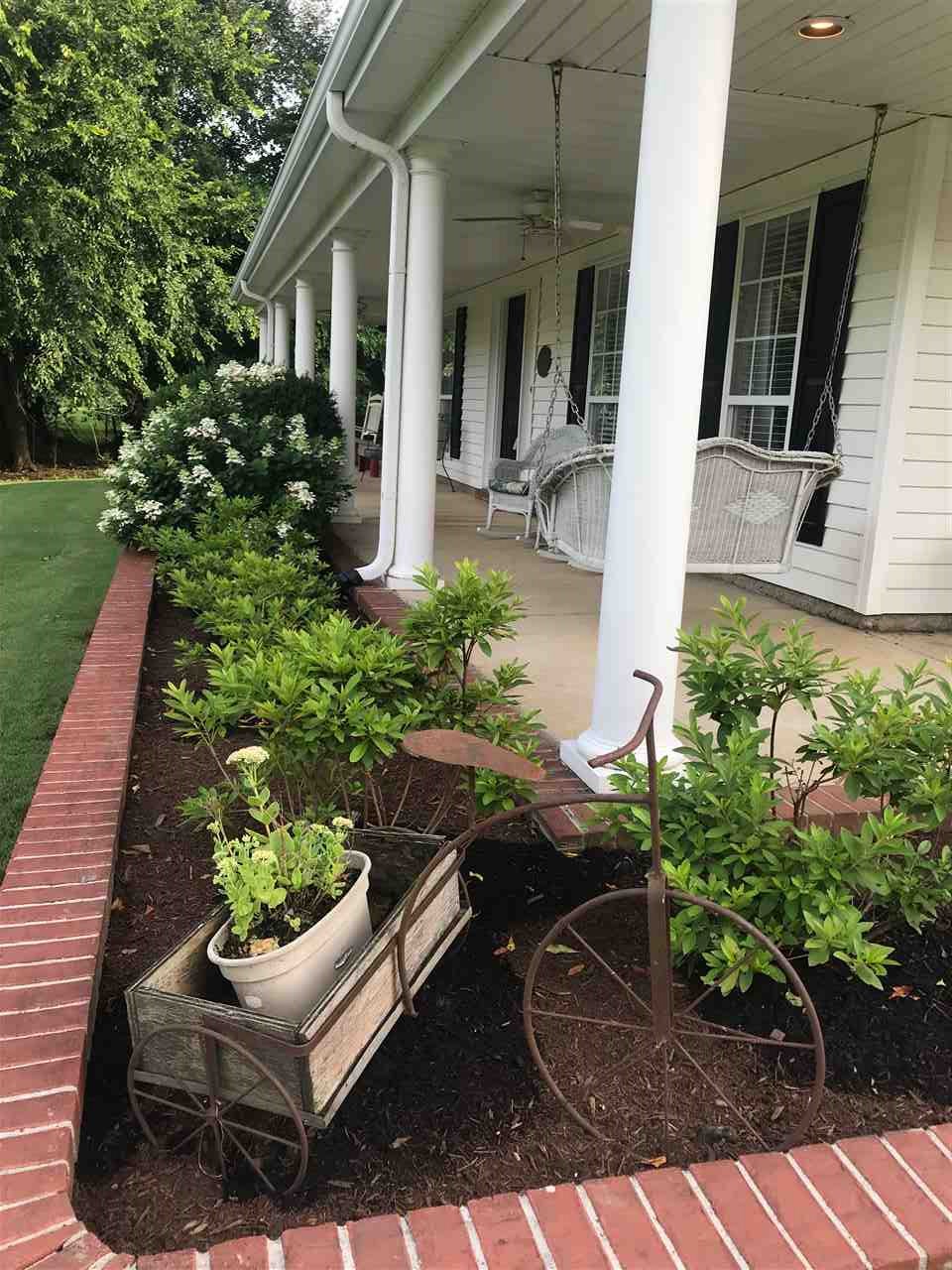 4555 Shadowlawn Road Bartlett, TN 38002 - Photo 2 of 25 Gallery Image 2