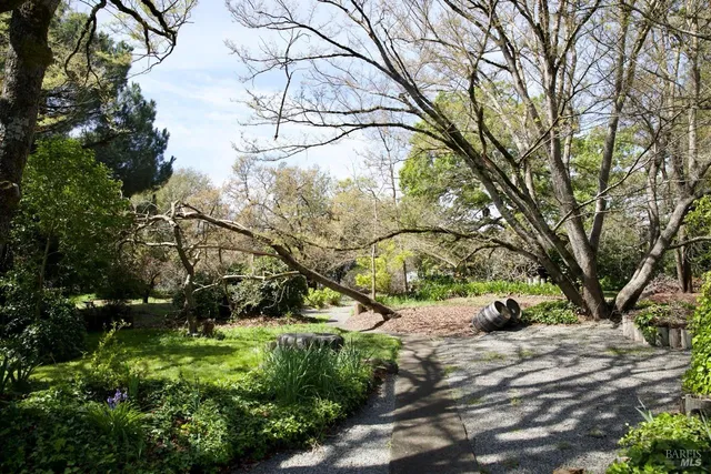 $450,000 | 9989 Oak Street, Penngrove, CA 94951