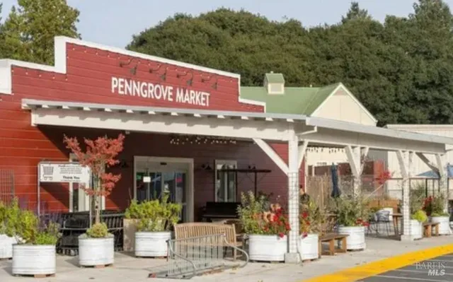 $450,000 | 9989 Oak Street, Penngrove, CA 94951