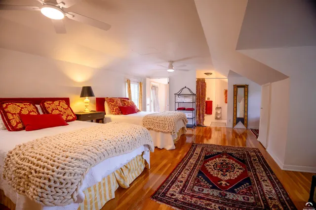 $825,000 | 1336 Spencer Drive, Lawrence, KS 66044