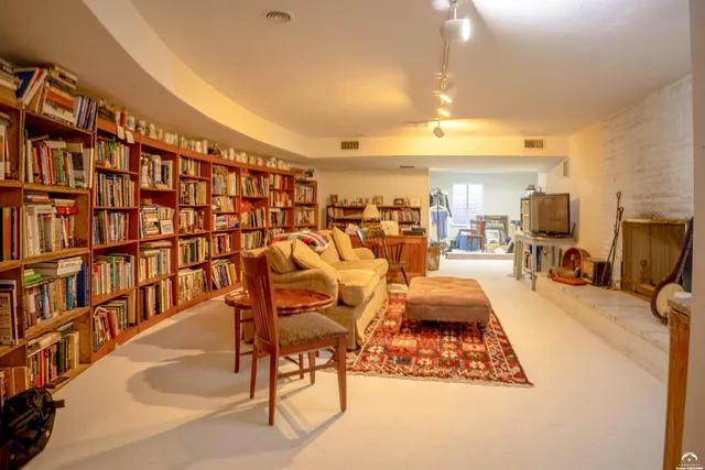 $825,000 | 1336 Spencer Drive, Lawrence, KS 66044