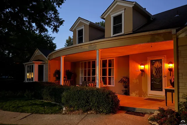 $825,000 | 1336 Spencer Drive, Lawrence, KS 66044