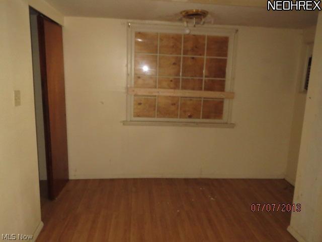 7611 Jameson Road Parma, OH 44129 - Photo 6 of 12