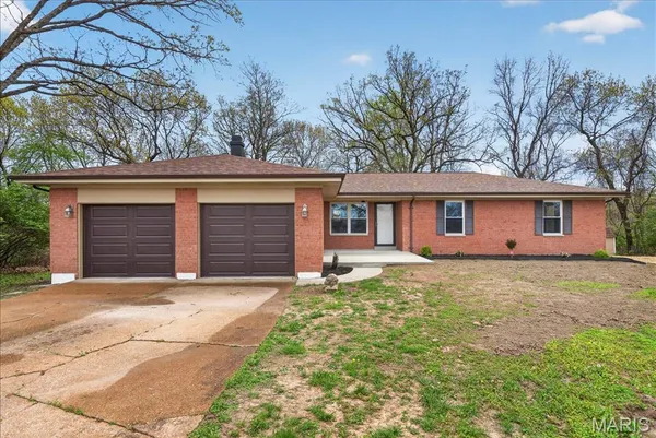 $399,000 | 1 Windswept Drive, Arnold, MO 63010
