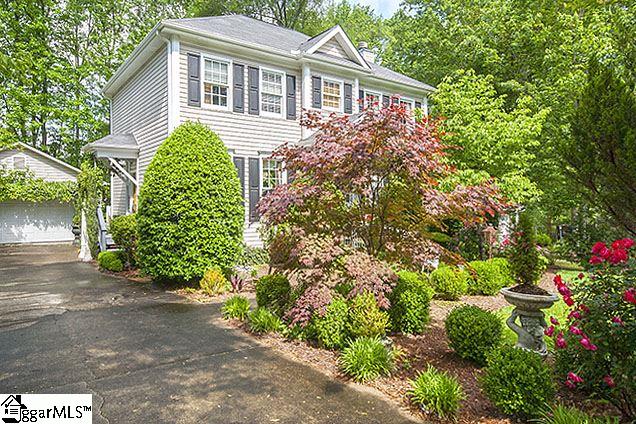9 Meredith Lane Greenville, SC 29607 - Photo 2 of 36
