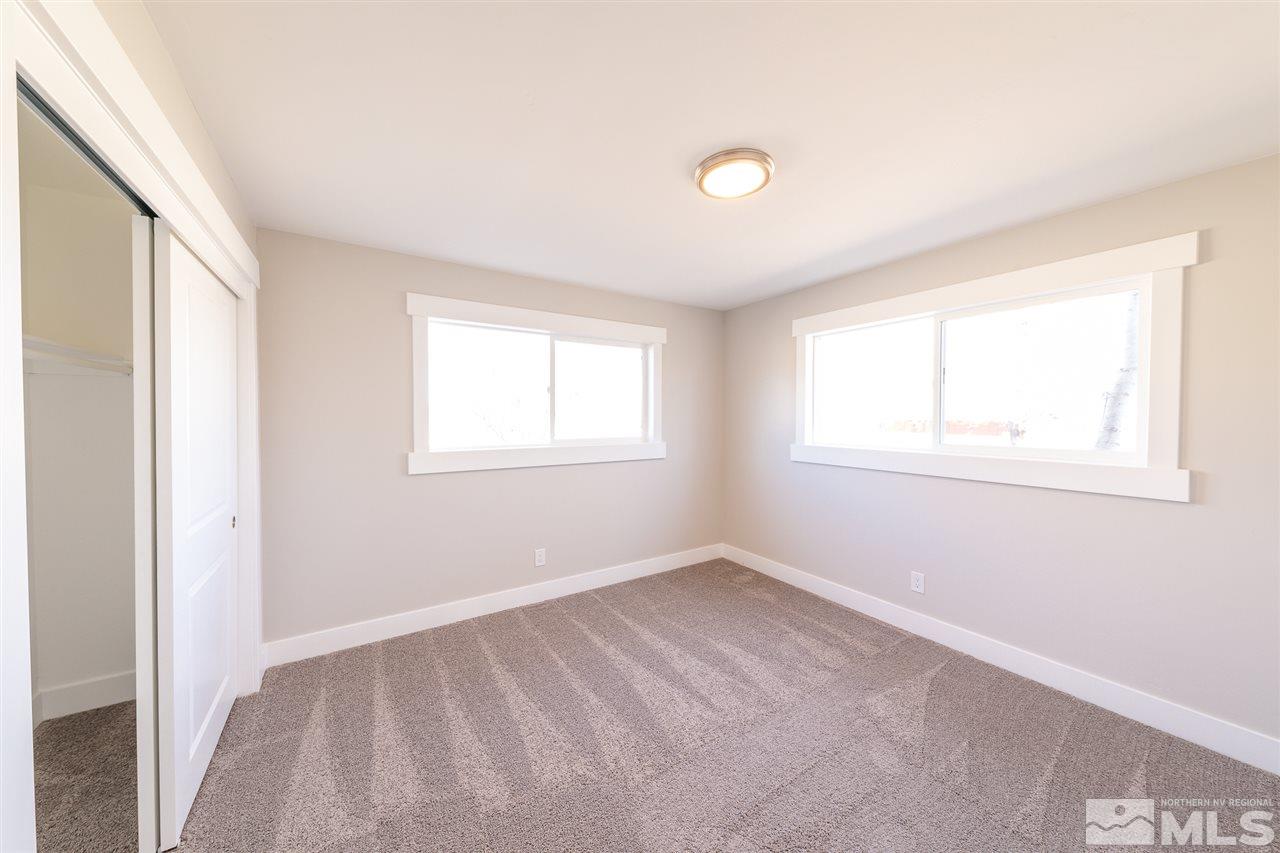 1070 Foothill Road Reno, NV 89511 - Photo 8 of 17 a view of a window in a room