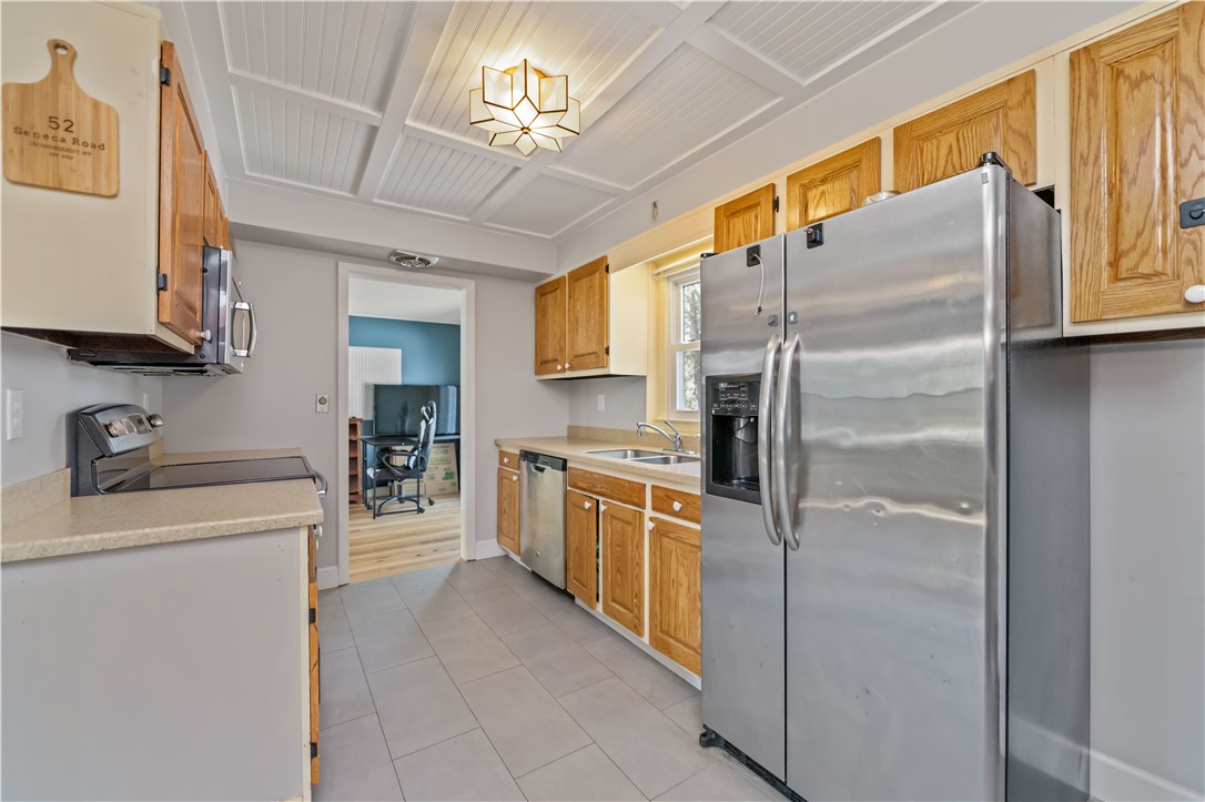 52 Seneca Road Irondequoit, NY 14622 - Photo 13 of 26