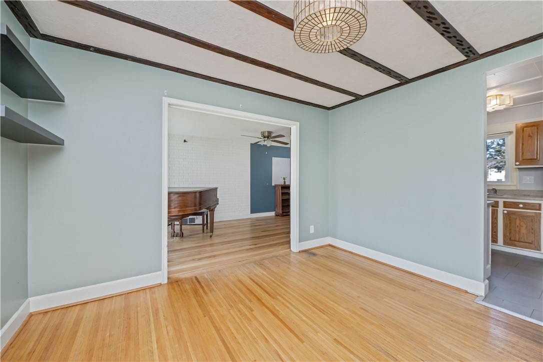 52 Seneca Road Irondequoit, NY 14622 - Photo 8 of 26