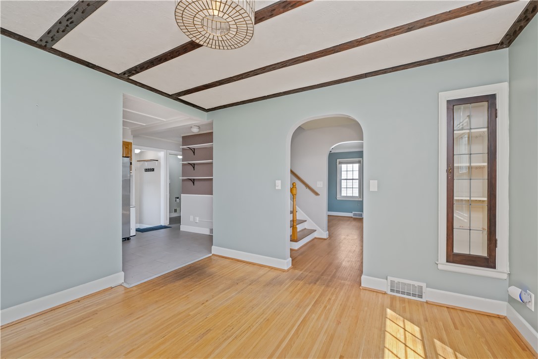 52 Seneca Road Irondequoit, NY 14622 - Photo 9 of 26
