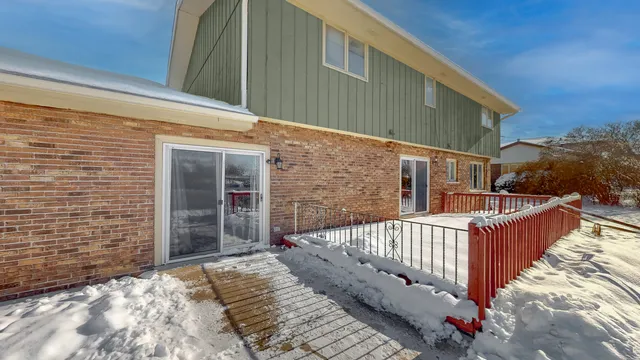 $415,000 | 13618 Overland Trail, Orland Park, IL 60467