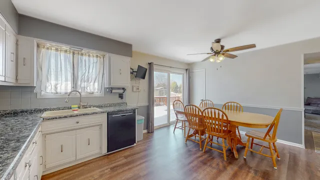 $415,000 | 13618 Overland Trail, Orland Park, IL 60467