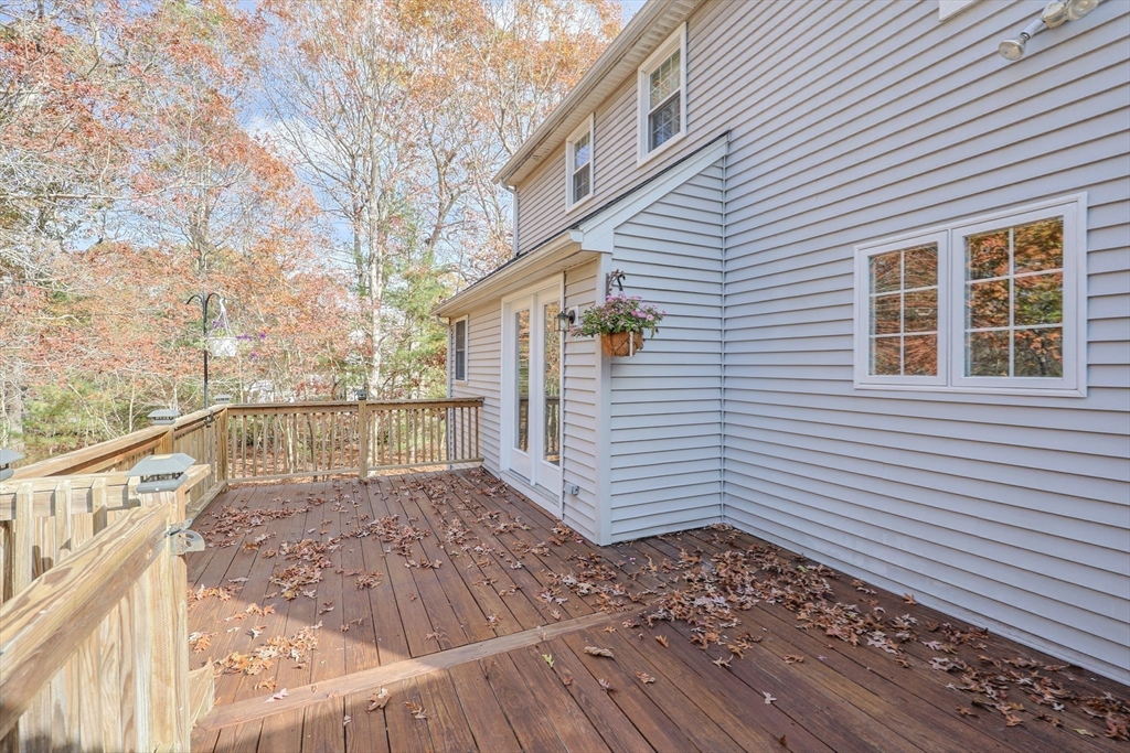 59 Old Farm Road Douglas, MA 01516 - Photo 33 of 41