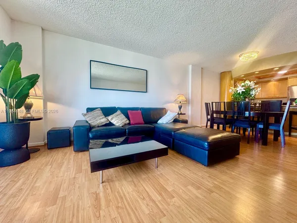 $2,950 | 3800 South Ocean Drive, Unit 604, Hollywood, FL 33019