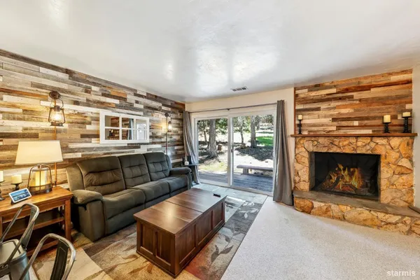 $435,000 | 1410 Ski Run Boulevard, Unit 28, South Lake Tahoe, CA 96150