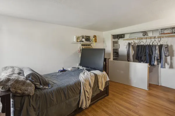 $299,900 | 2330 Meadowbrook Avenue, Merced, CA 95348