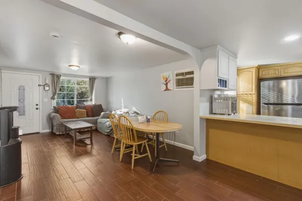 $299,900 | 2330 Meadowbrook Avenue, Merced, CA 95348