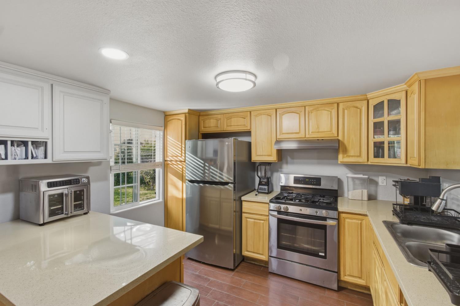 2330 Meadowbrook Avenue Merced, CA 95348 - Photo 5 of 13