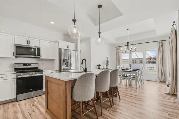 $429,900 | 404 Daybreak Drive, Lakeville, IN 46536