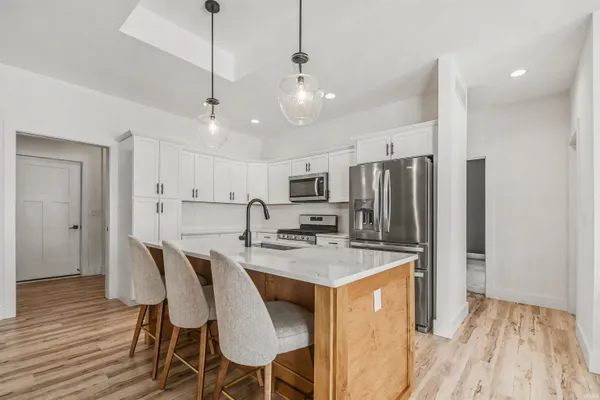 $429,900 | 404 Daybreak Drive, Lakeville, IN 46536