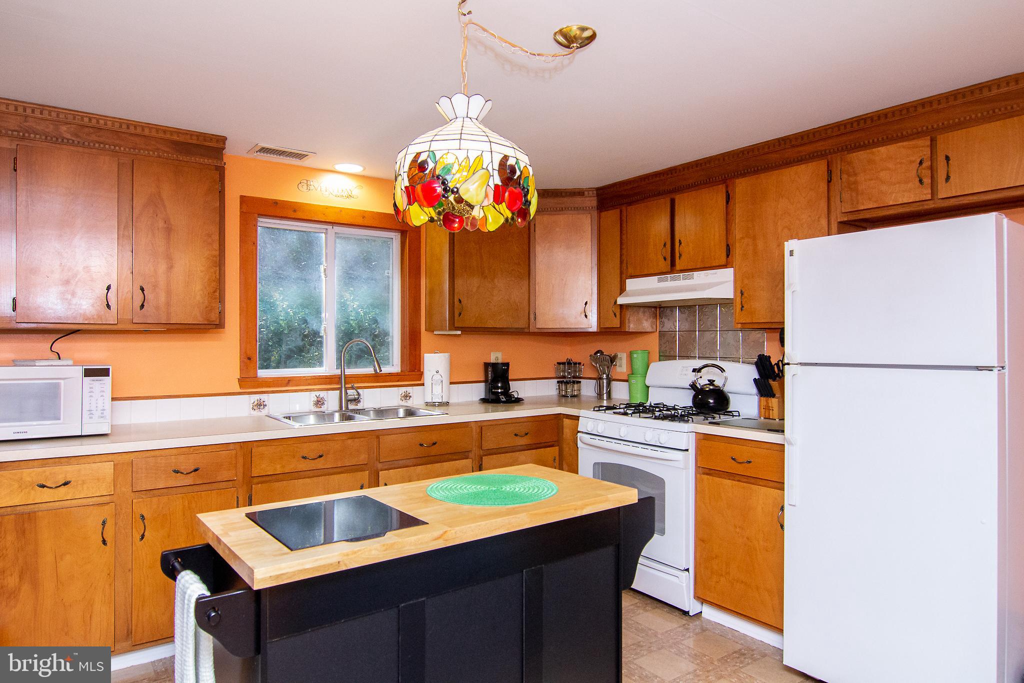 623 Bear Branch Road Westminster, MD 21157 - Photo 18 of 64 Kitchen has hand-made cabinets