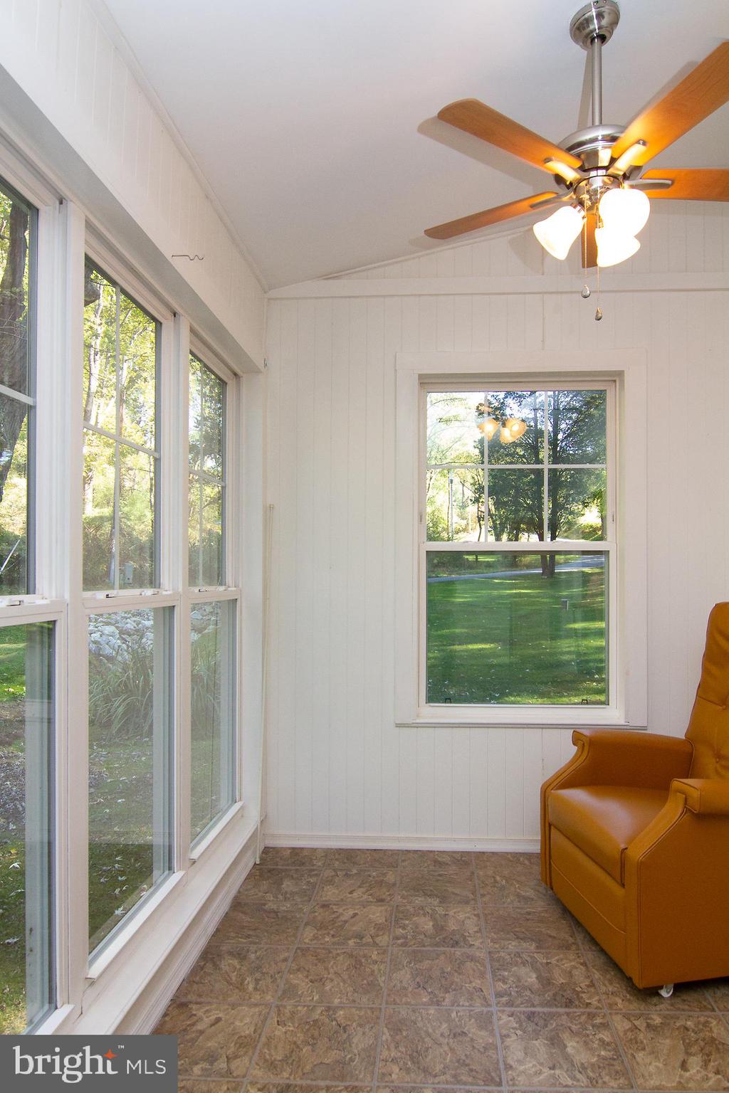 623 Bear Branch Road Westminster, MD 21157 - Photo 10 of 64 Sun Room