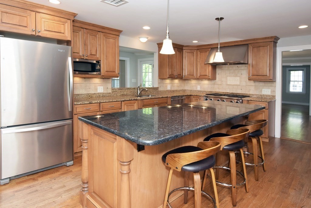 18 Wheeler Lane Natick, MA 01760 - Photo 2 of 42