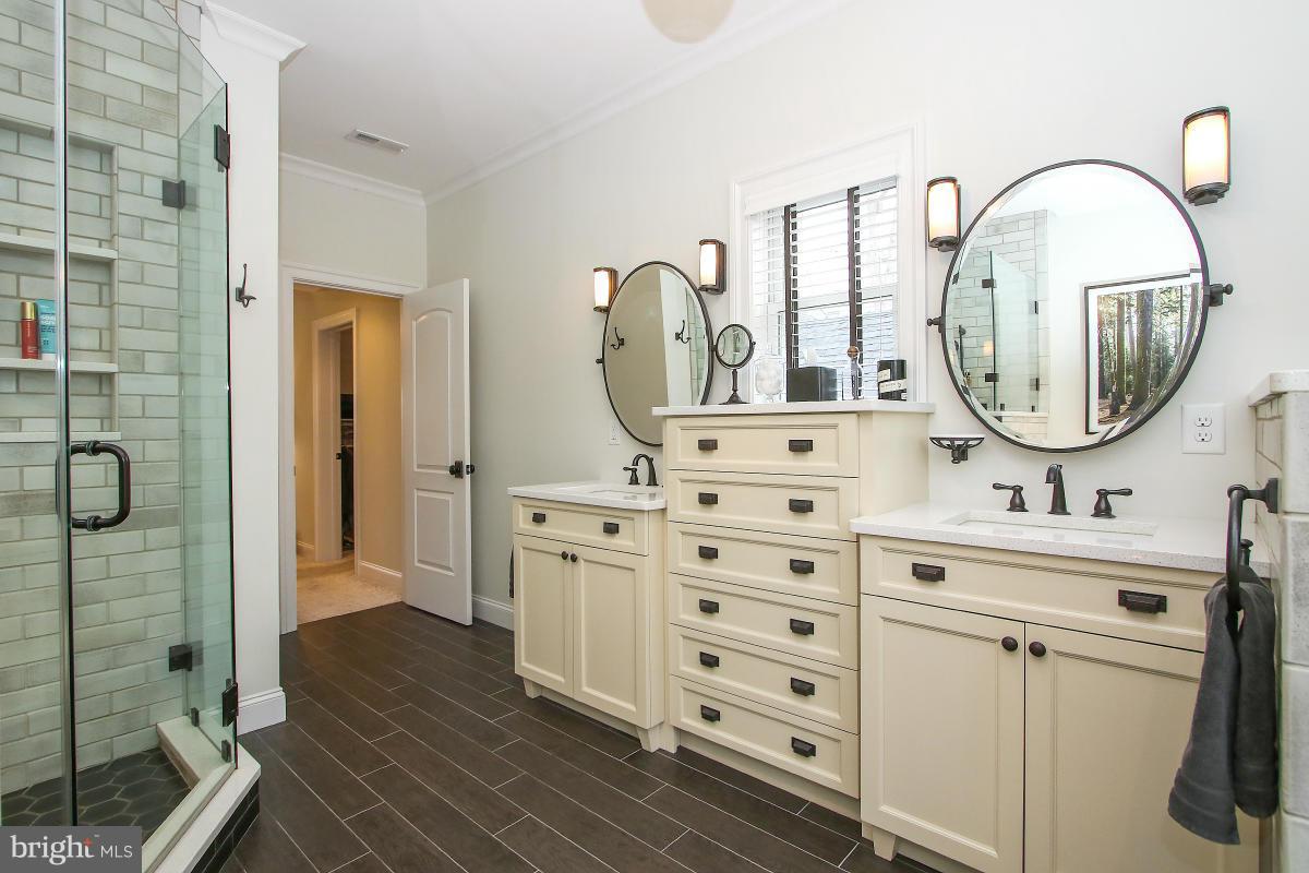 6305 Alcott Road Bethesda, MD 20817 - Photo 22 of 30 Bath (Master)