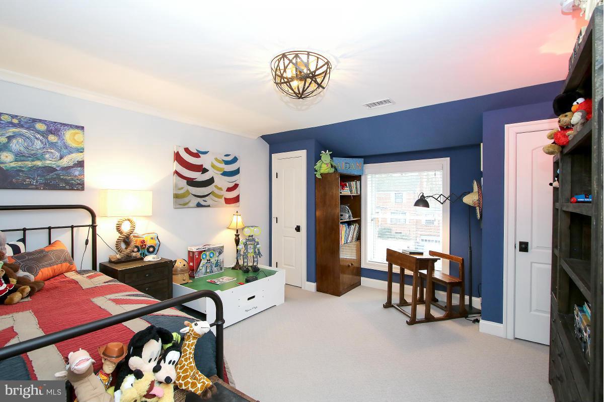 6305 Alcott Road Bethesda, MD 20817 - Photo 24 of 30 Bedroom