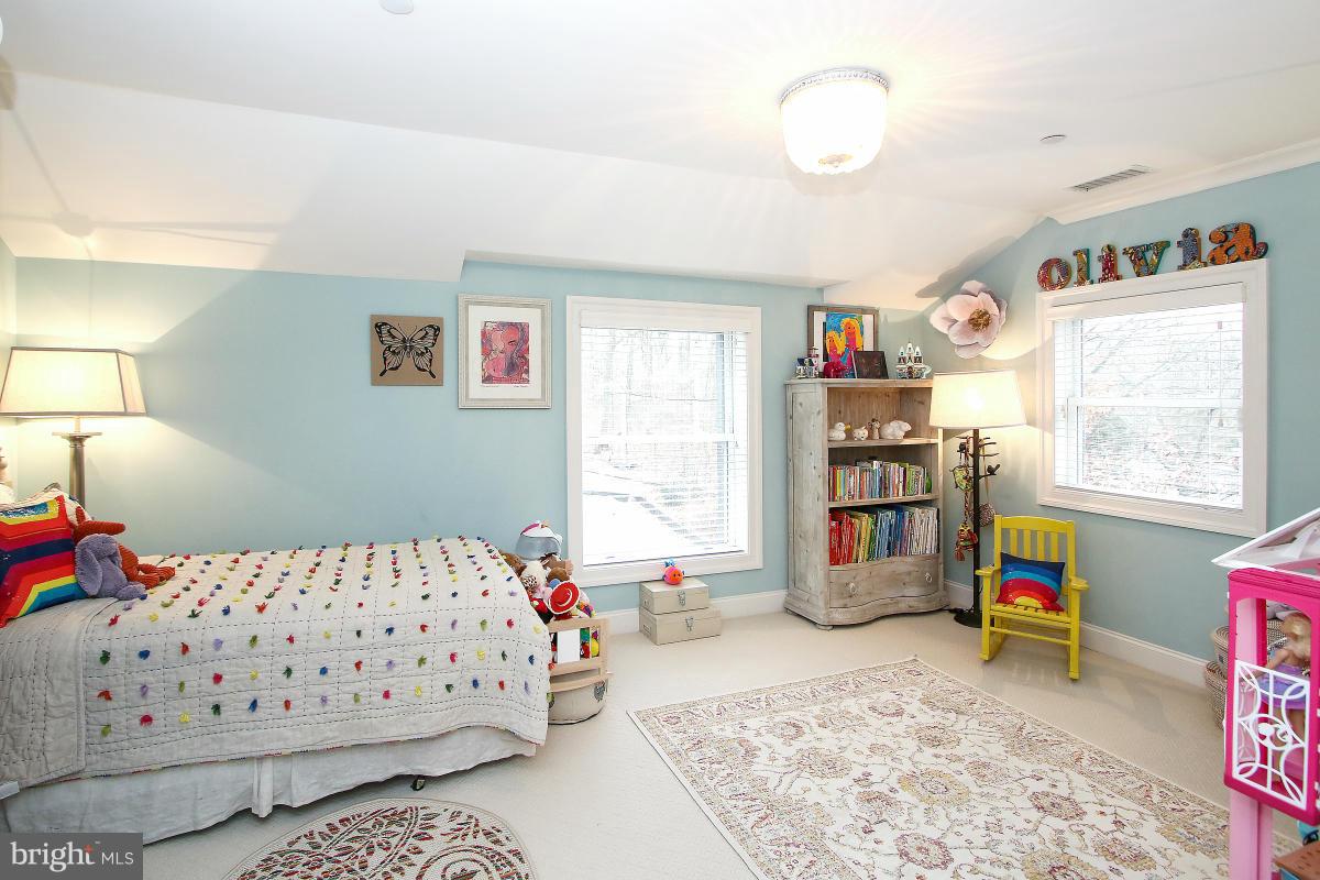 6305 Alcott Road Bethesda, MD 20817 - Photo 25 of 30 Bedroom