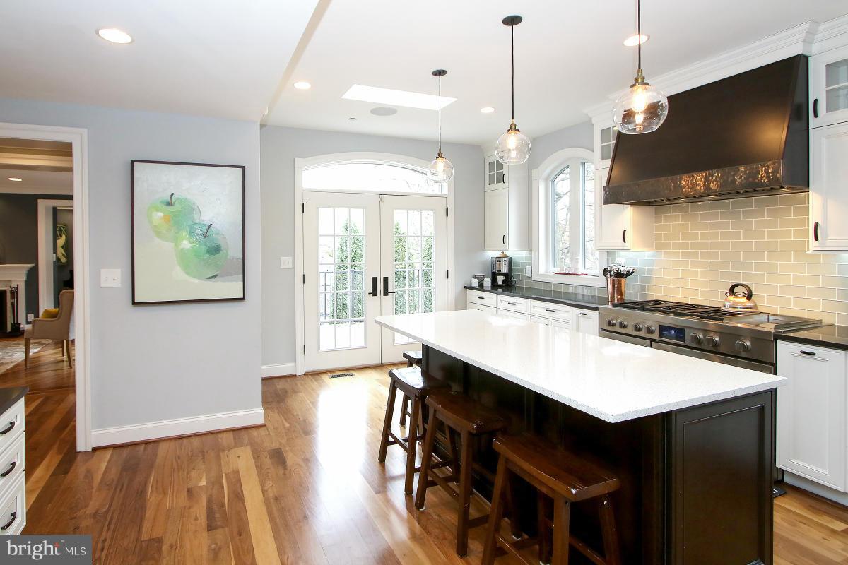 6305 Alcott Road Bethesda, MD 20817 - Photo 10 of 30 Kitchen