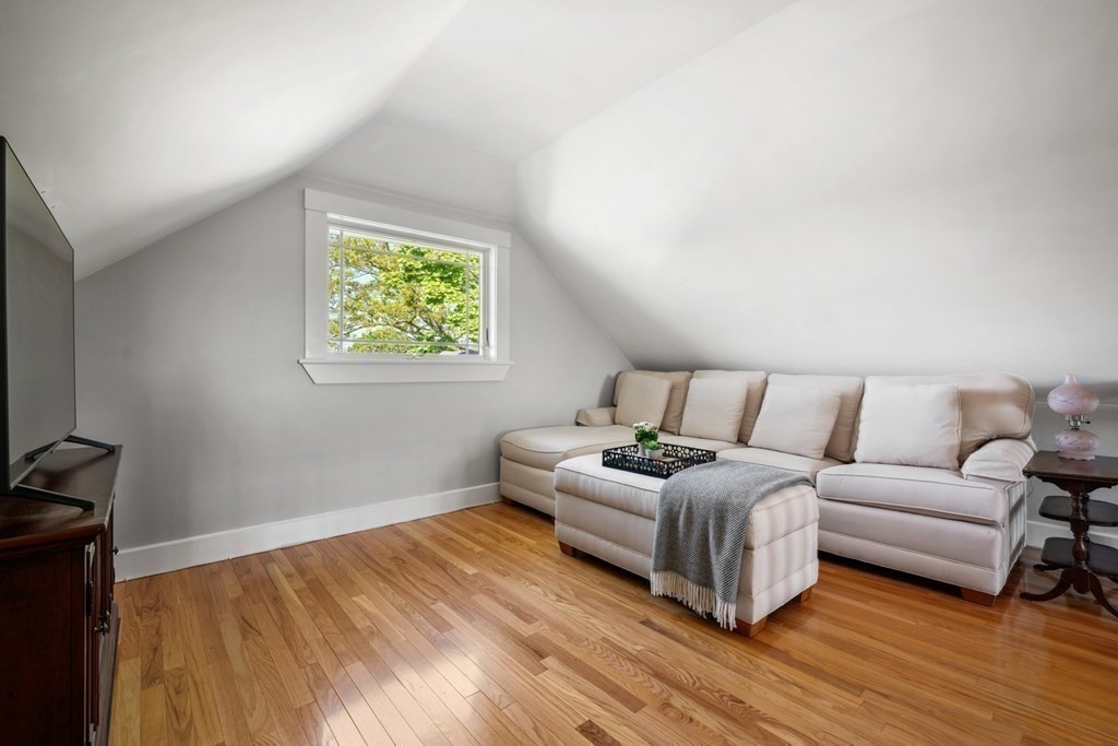 81 Albatross Road Quincy, MA 02169 - Photo 25 of 38 Gallery Image 25