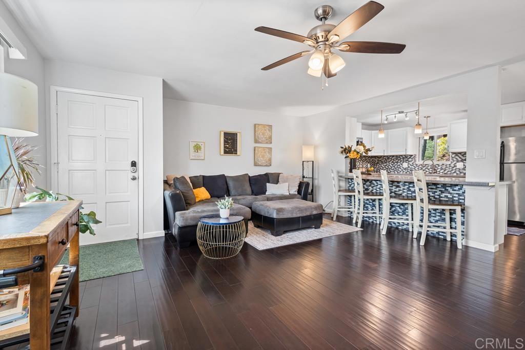 32036 Del Cielo Oeste, Unit 2D Bonsall, CA 92003 - Photo 6 of 41 Breakfast Area