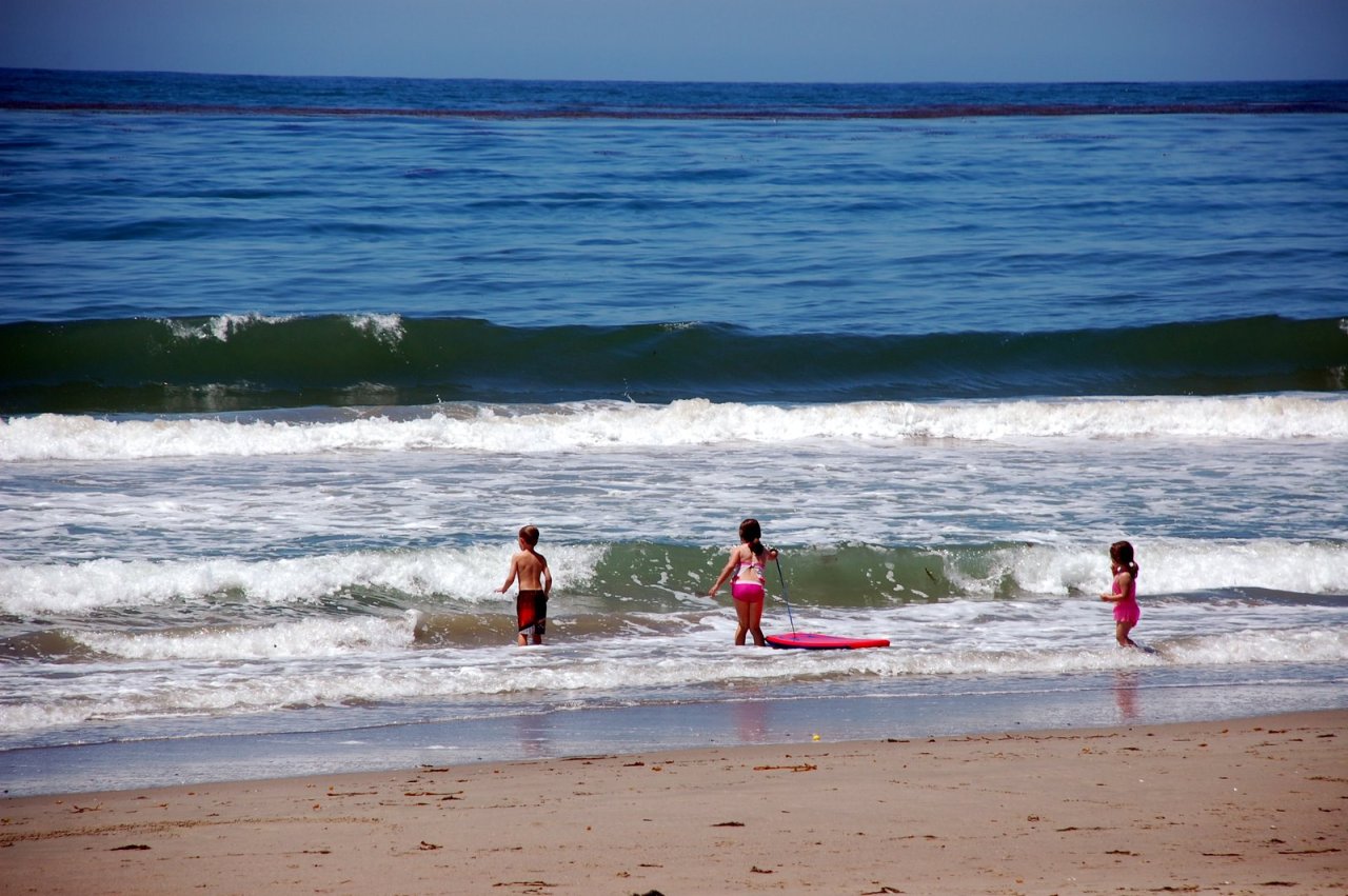 4825 Sandyland Road, Unit #2 Carpinteria, CA 93013 - Photo 7 of 8 Beach