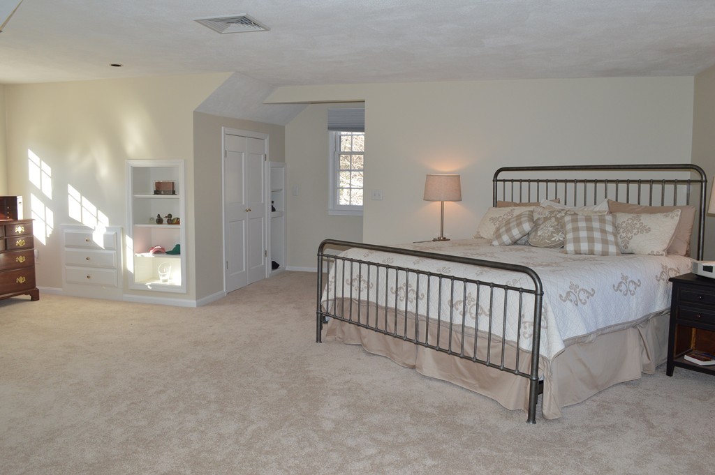 134 Longfellow Road Sudbury, MA 01776 - Photo 12 of 22 Gallery Image 12