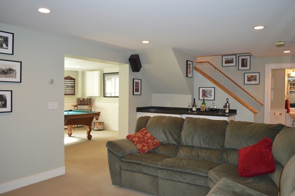 134 Longfellow Road Sudbury, MA 01776 - Photo 18 of 22 Gallery Image 18