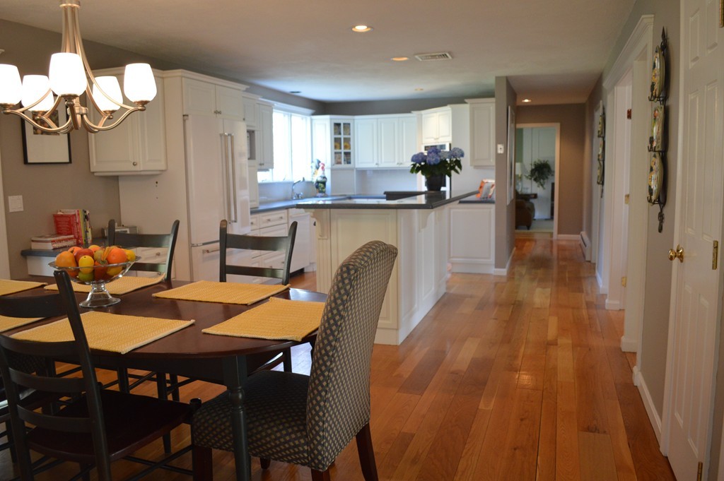 134 Longfellow Road Sudbury, MA 01776 - Photo 4 of 22 Gallery Image 4