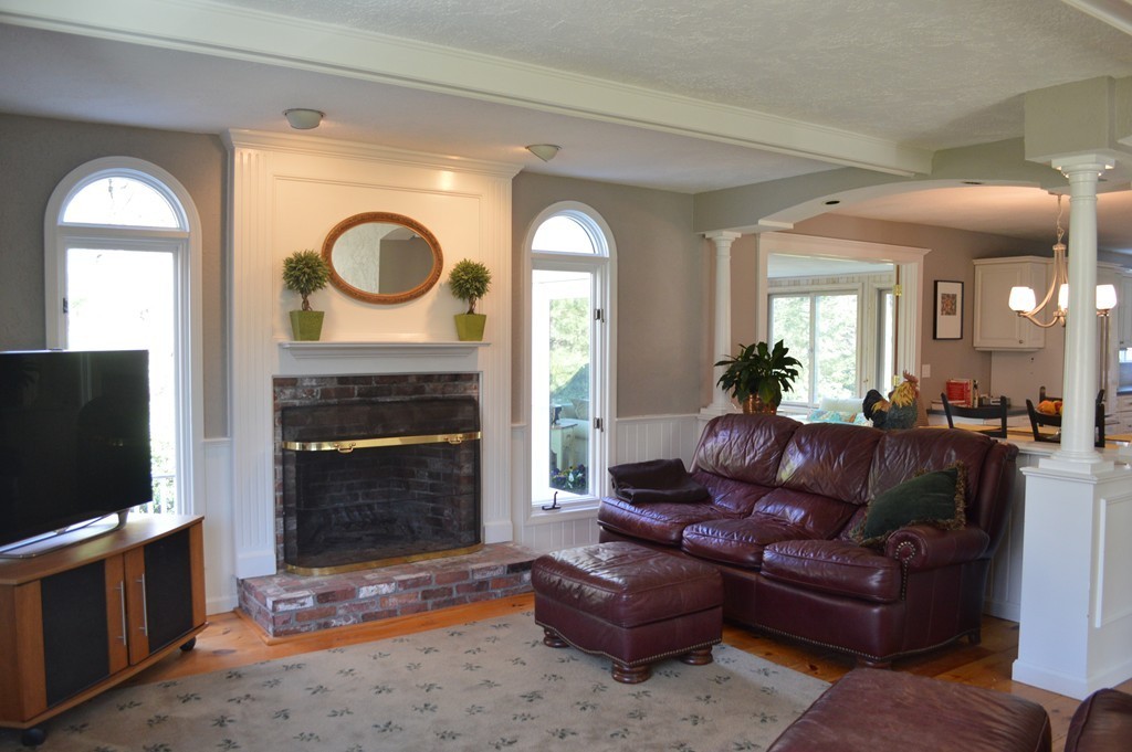 134 Longfellow Road Sudbury, MA 01776 - Photo 7 of 22 Gallery Image 7