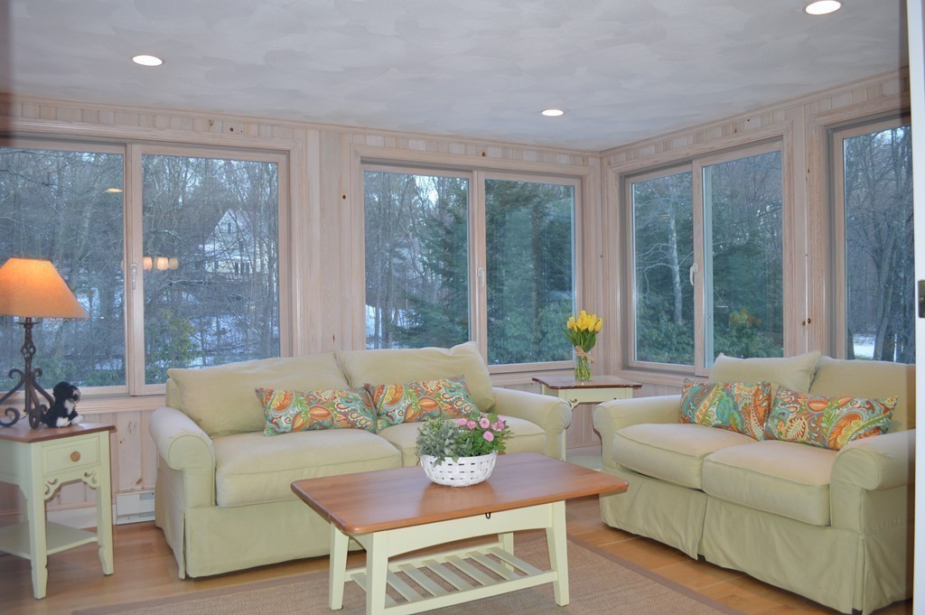 134 Longfellow Road Sudbury, MA 01776 - Photo 10 of 22 Gallery Image 10