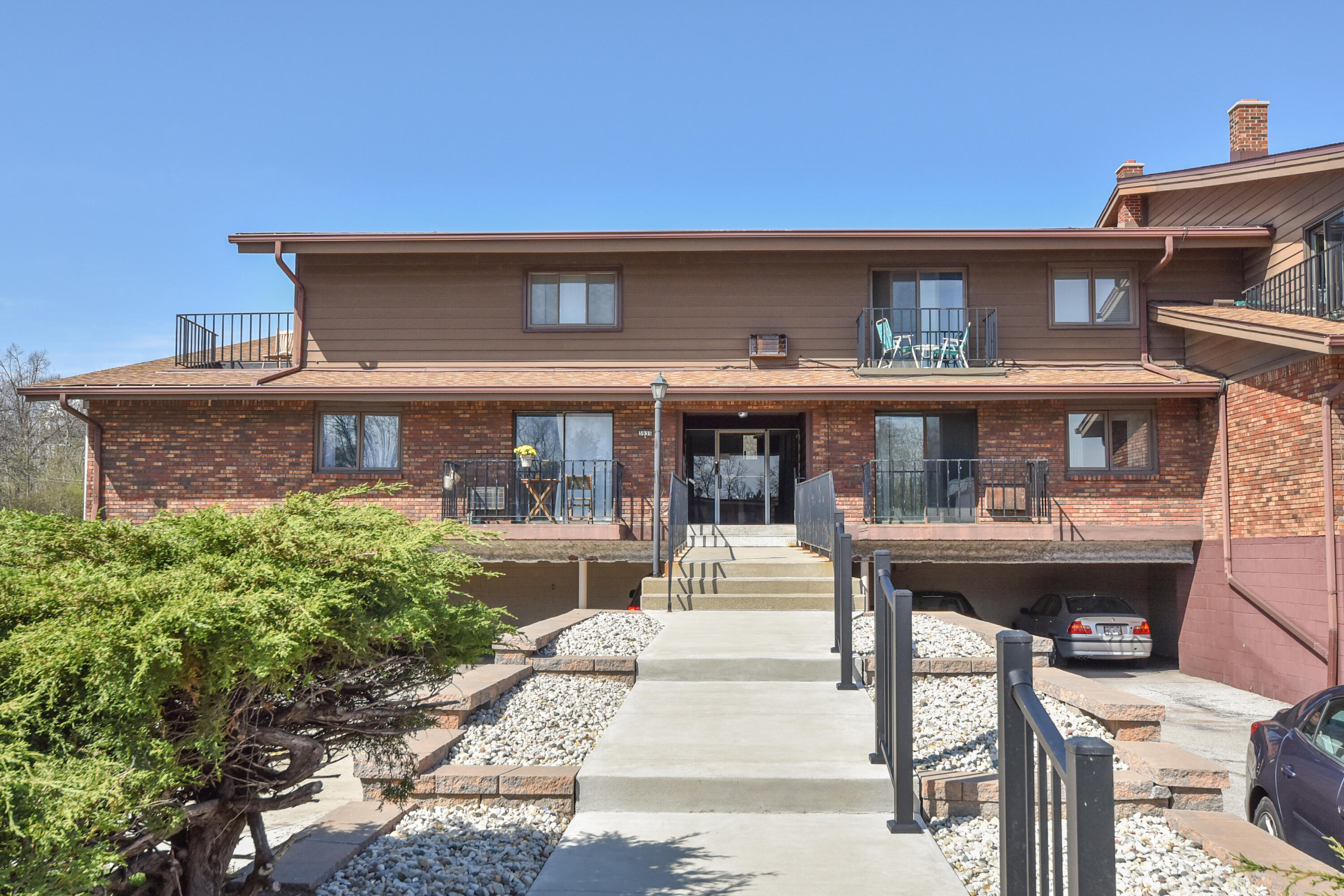 3935 South 84th Street, Unit 4 Greenfield, WI 53228 - Photo 19 of 24 Great Condo