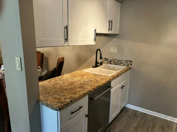 $185,900 | 3935 South 84th Street, Unit 4, Greenfield, WI 53228