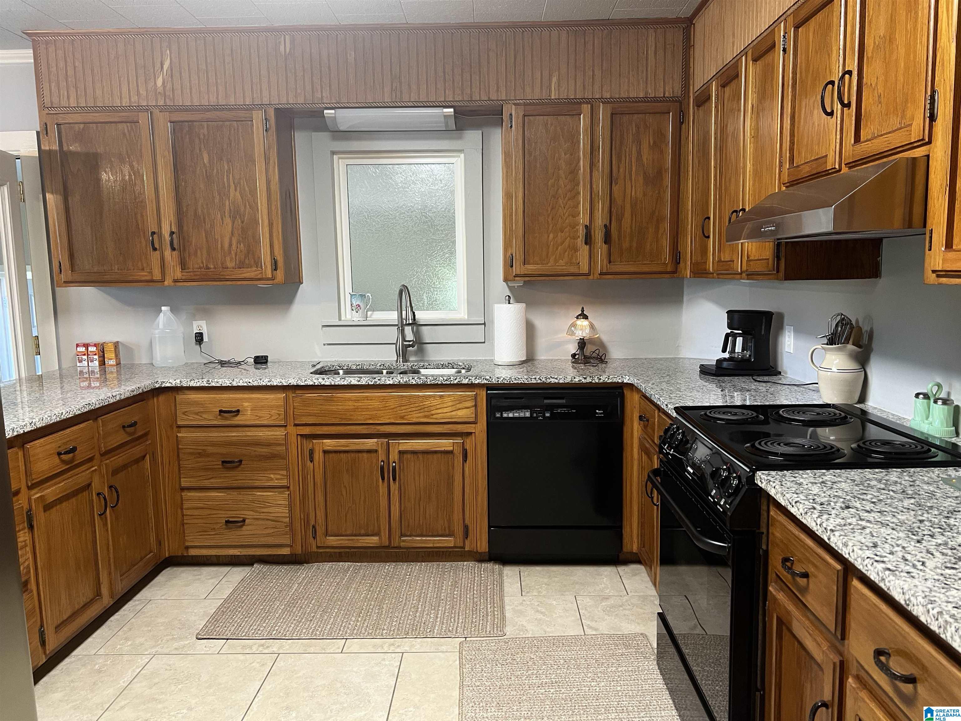 737 Armstrong Loop Hayden, AL 35079 - Photo 21 of 34
