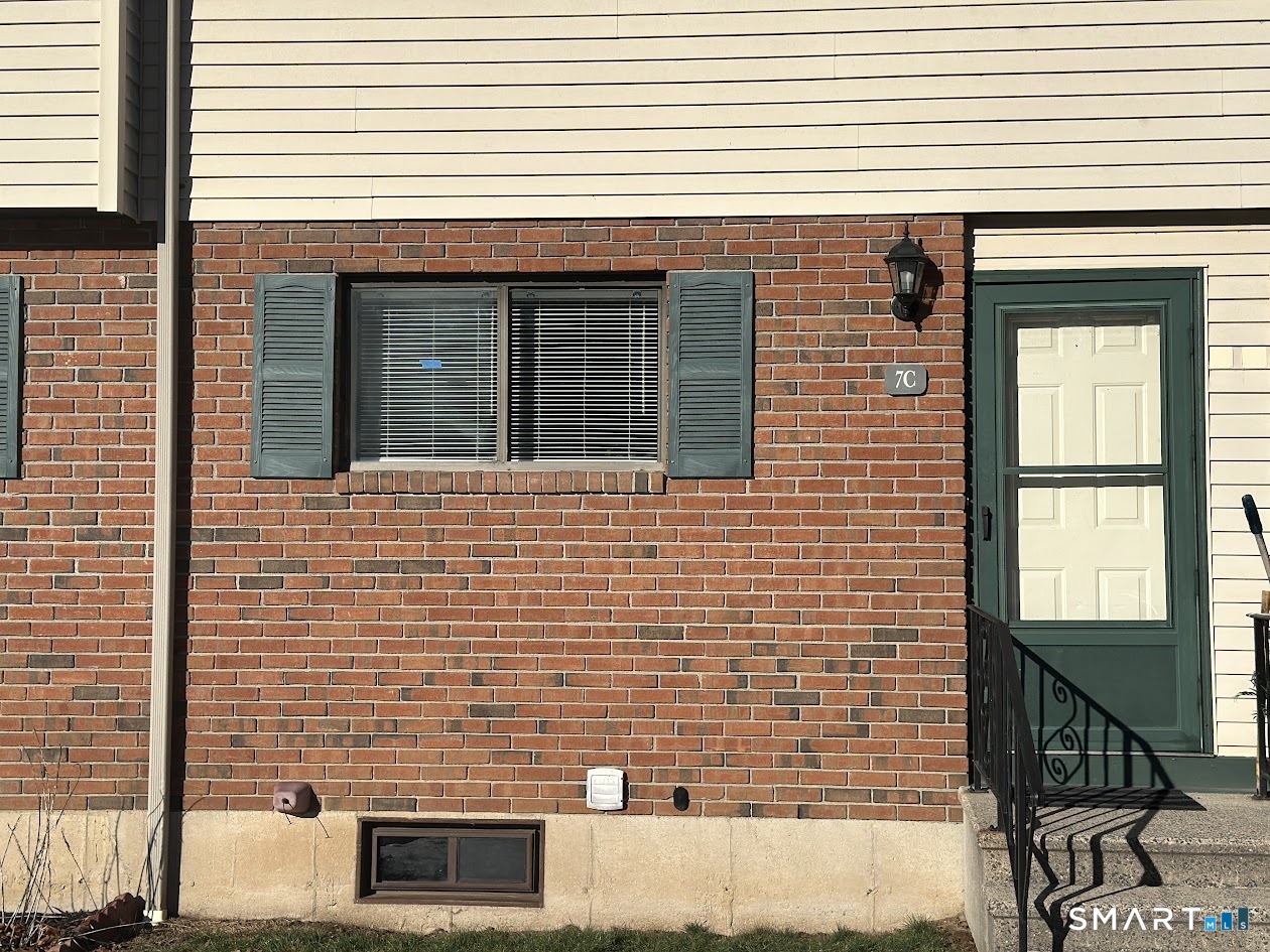 39 Horton Hill Road, Unit 7C Naugatuck, CT 06770 - Photo 2 of 29 a view of front door of house