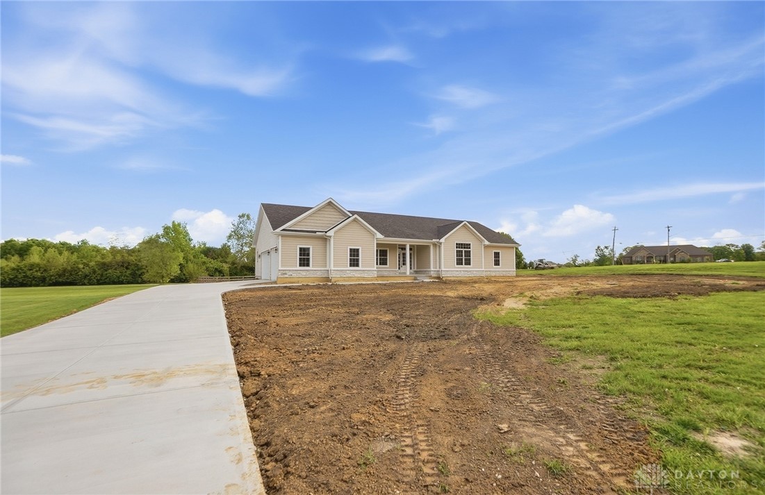 4600 Beal Road Franklin, OH 45005 - Photo 2 of 42 This new construction home sits on a spacious lot, ready for custom landscaping.
