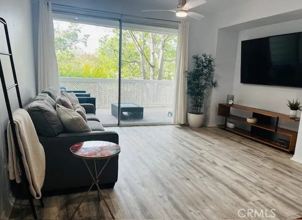 $730,000 | 20191 Cape Coral Lane, Unit 116, Huntington Beach, CA 92646